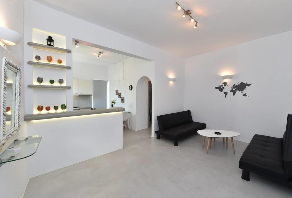 パロス島The Local Houseアパートメント エクステリア 写真